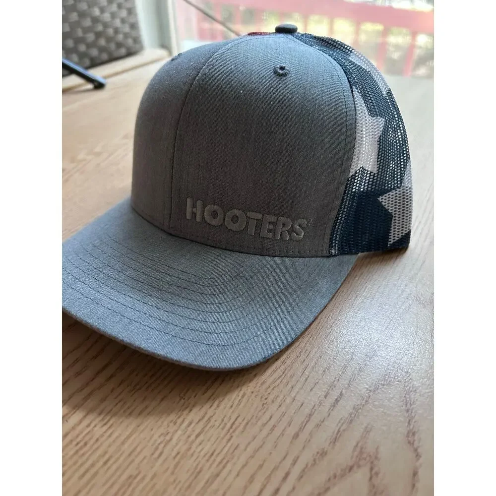 Flaw! New Unisex Hooters Rare Patriotic American Flag 🇺🇸 Baseball Hat from NYC